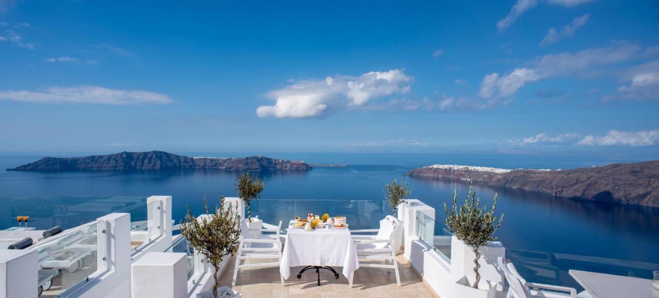 Above Blue Hotel Imerovigli (Santorini)