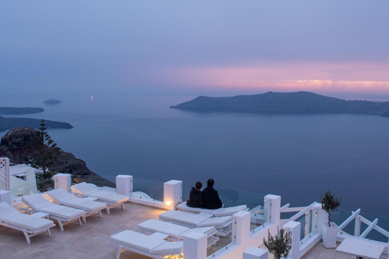 Above Blue Hotel 4*